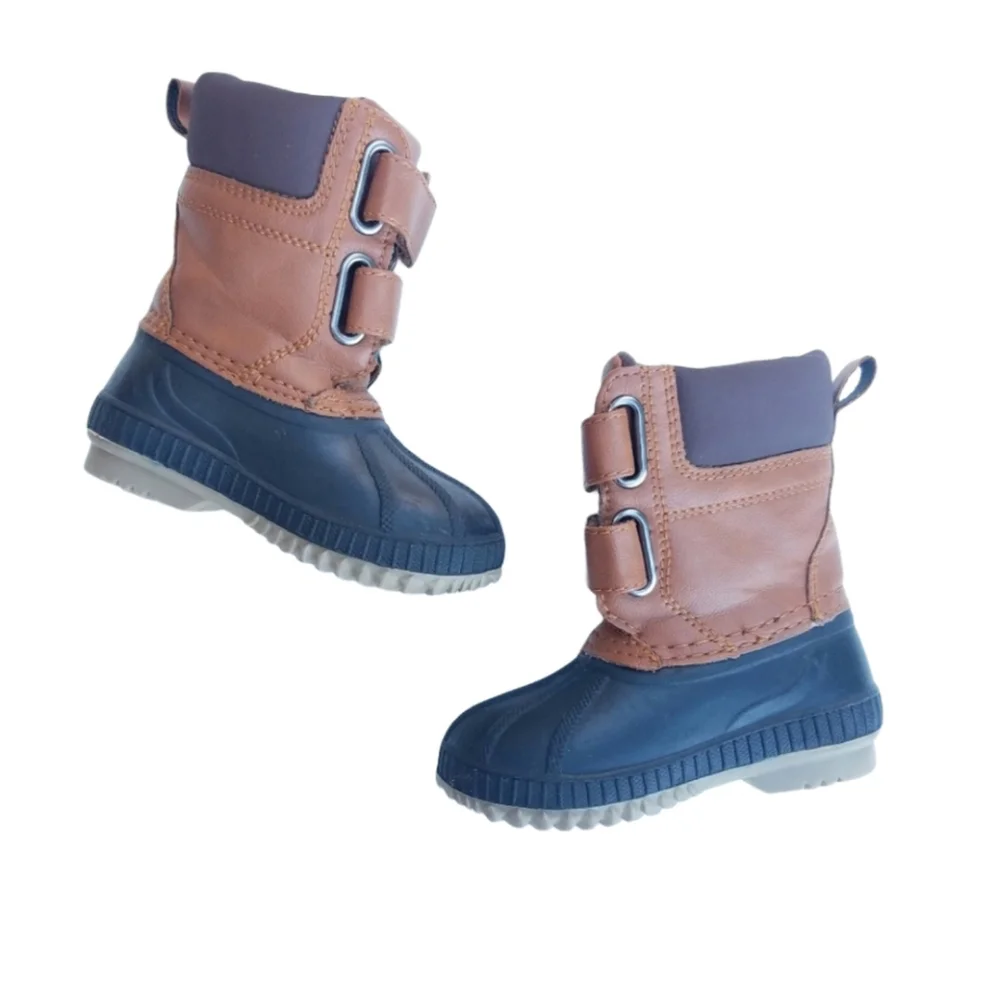 GAP Duck snow boots Unisex boy/ girls 5T/6T